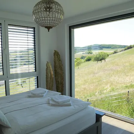 Zur Burg Olbruck Hain (Rhineland-Palatinate)